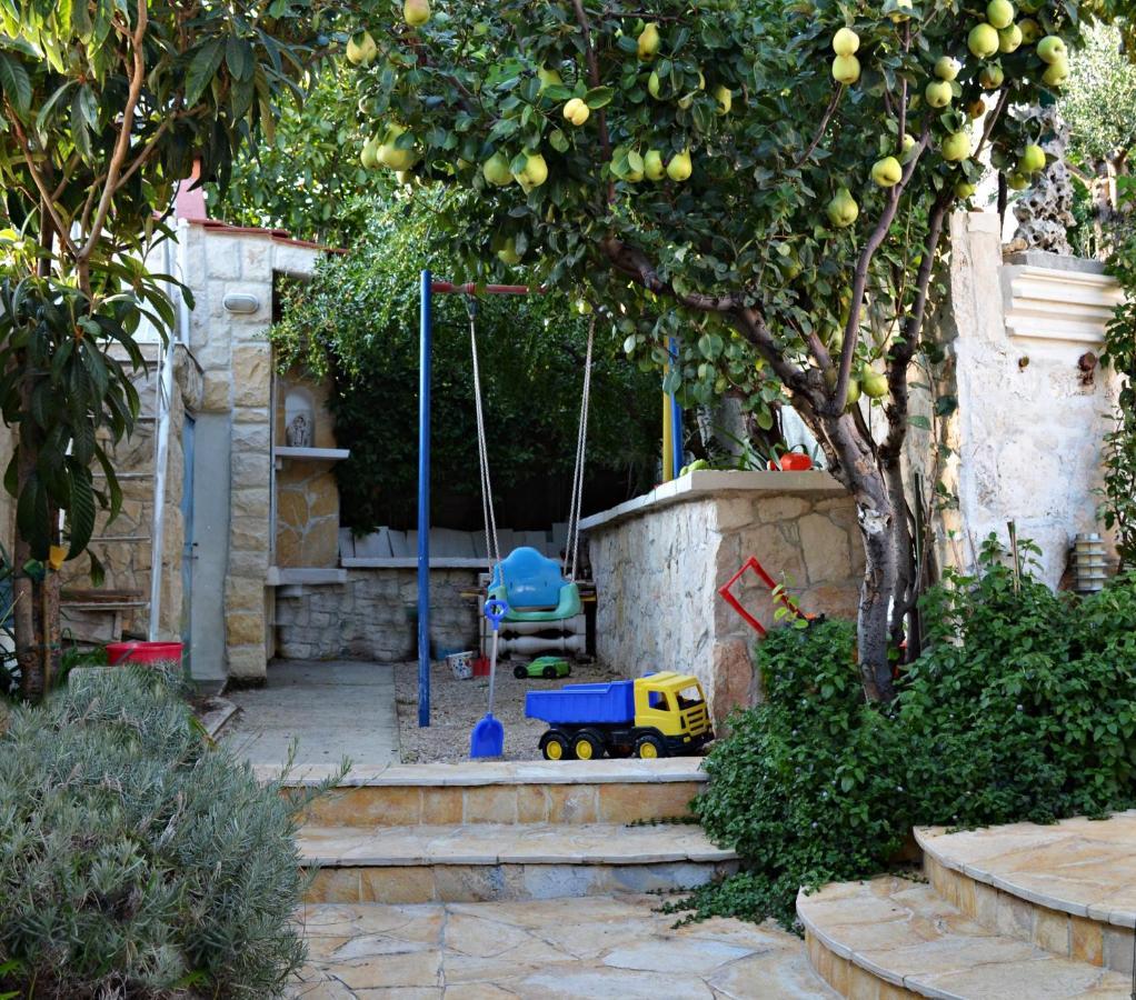 Apartments Villa Ra Zaboric Exterior foto