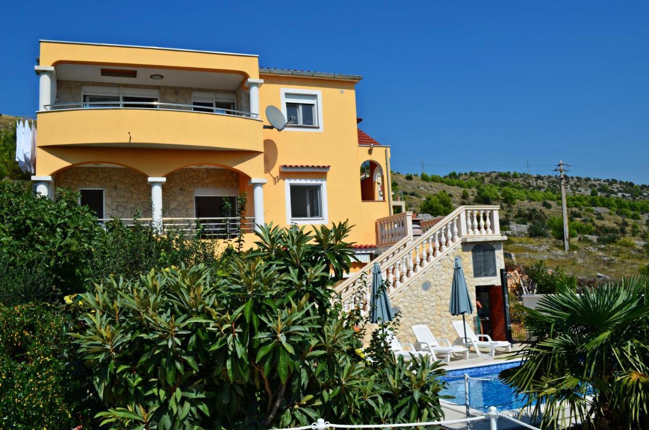 Apartments Villa Ra Zaboric Exterior foto